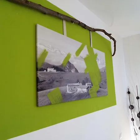 Lessinia Apartment *